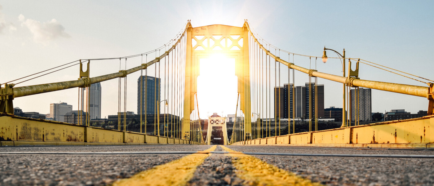 10th Street Bridge, Pittsburgh, Holidays to Pennsylvania