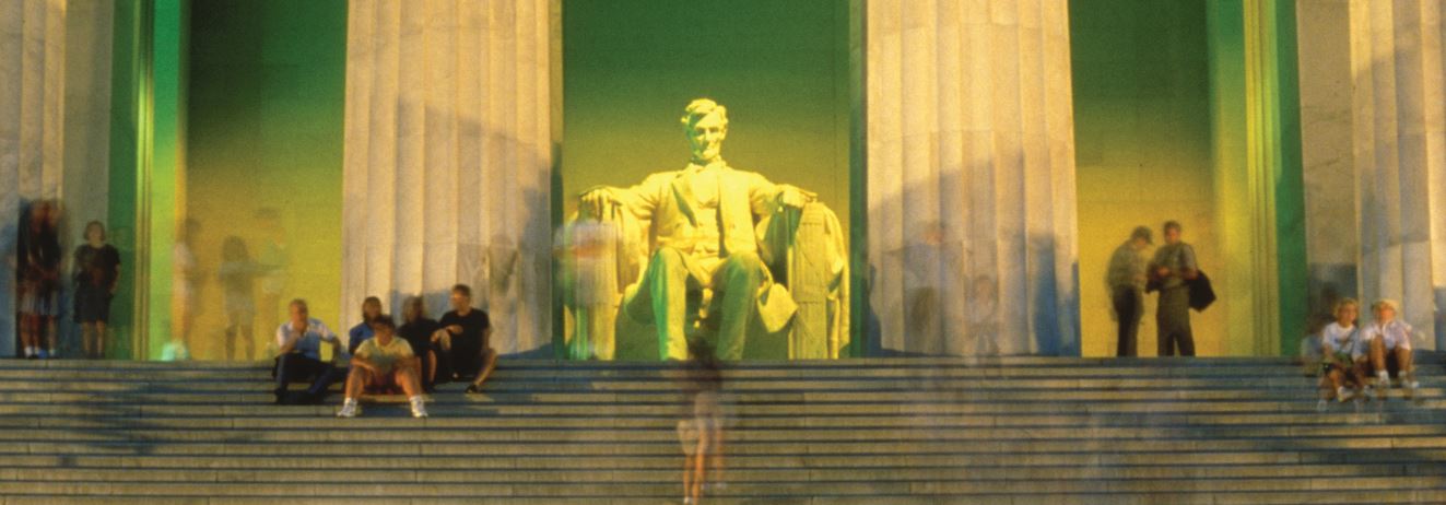 Lincoln Memorial, Holidays to Washington D.C
