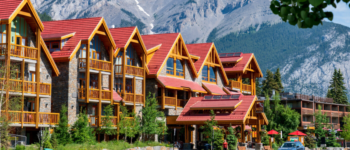 Exterior, Moose Hotel, Banff - Holidays to Alberta