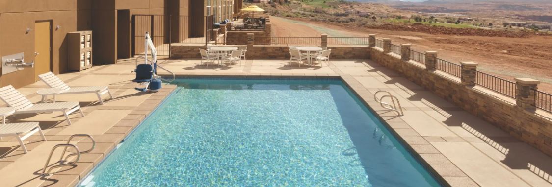 Outdoor Pool - Hyatt Place Lake Powell - Holidays to Arizona