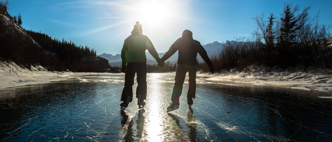 Ice-skating in Jasper - Holidays to Alberta