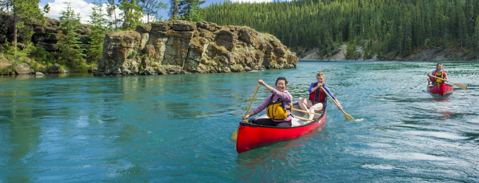 Canoeing in Whitehorse, Holidays to Yukon