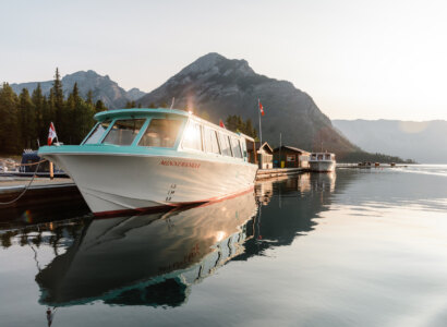 Explore Banff with Gondola & Lake Minniwanka Cruise, from Canmore