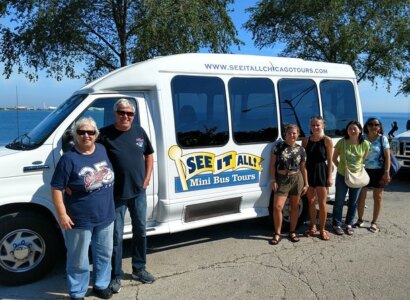 Minibus City Tour from Chicago
