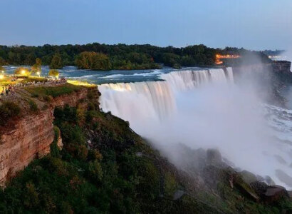 Day and Night Tour of Niagara Falls from Niagara Falls